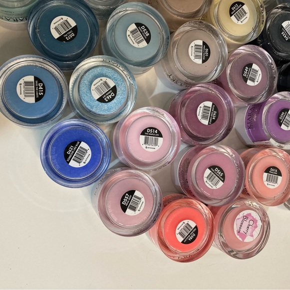 Kiara Sky 30 Jars Dip Powders & 1 Peppi Dip Powder Bundle - Picture 7 of 11